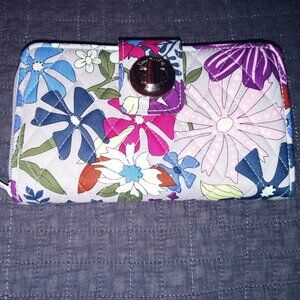 Vera Bradley Turnlock Wallet with RFID, Bengal Lily pattern, NWOT